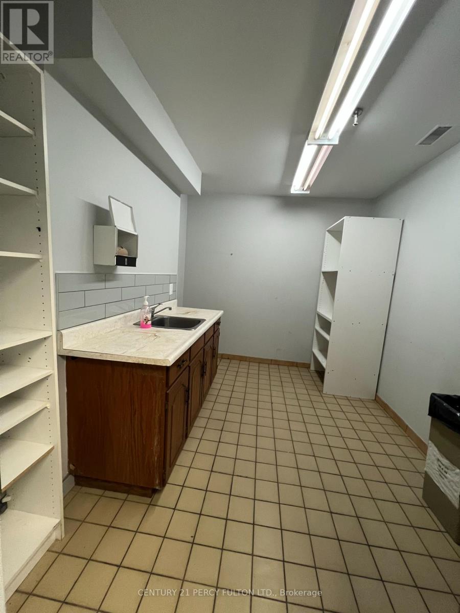 100 - 230 Eddystone Avenue, Toronto, Ontario  M3N 1H7 - Photo 23 - W12972526