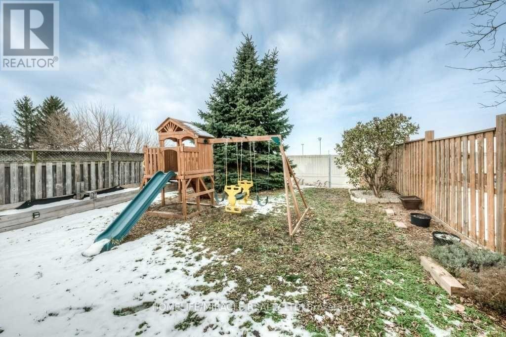 84 Crawford Crescent, Cambridge, Ontario  N1T 1X6 - Photo 24 - X12980142