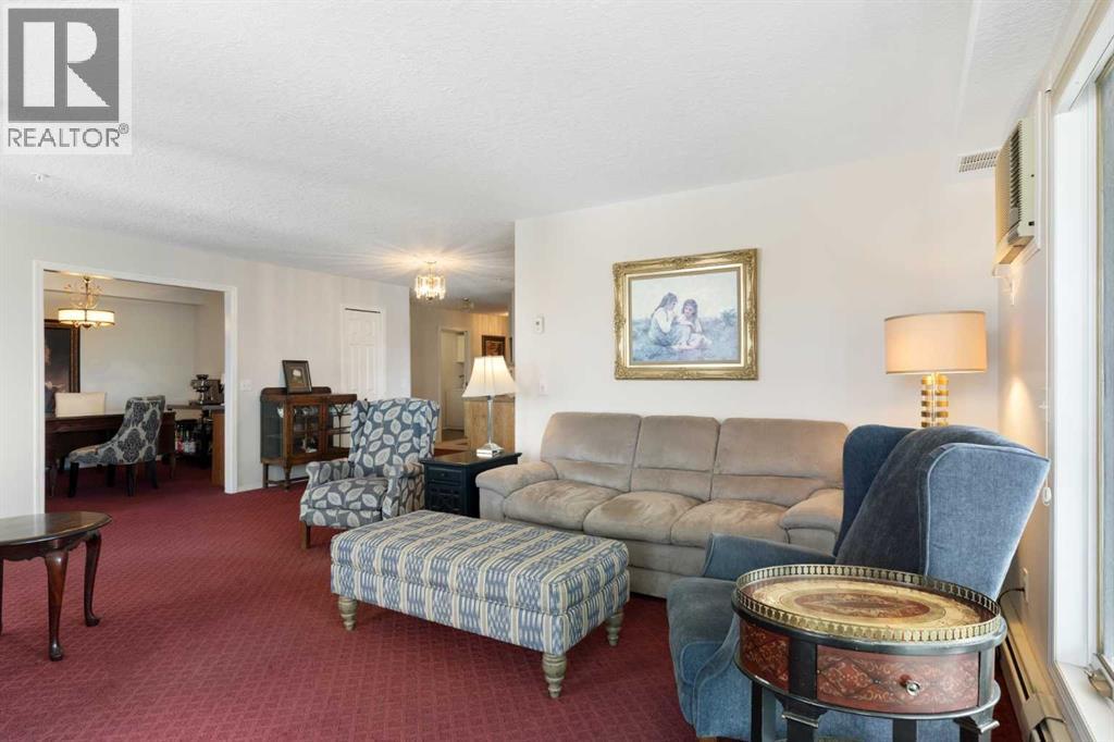 314, 7239 Sierra Morena Boulevard SW, Calgary, Alberta  T3H 3L7 - Photo 12 - A2299016