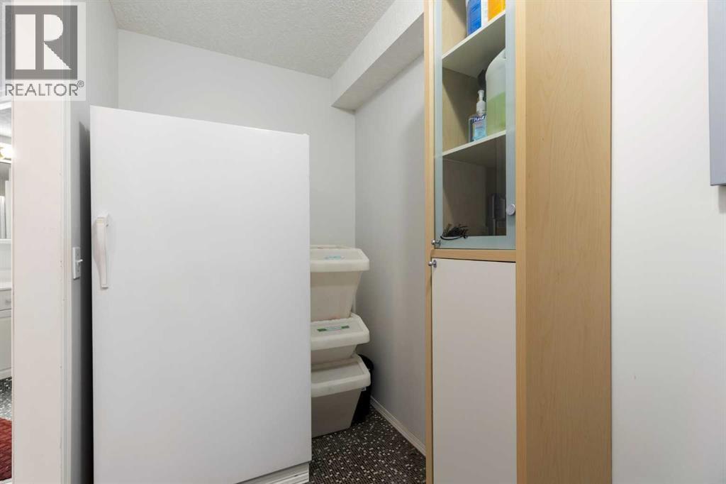 314, 7239 Sierra Morena Boulevard SW, Calgary, Alberta  T3H 3L7 - Photo 34 - A2299016