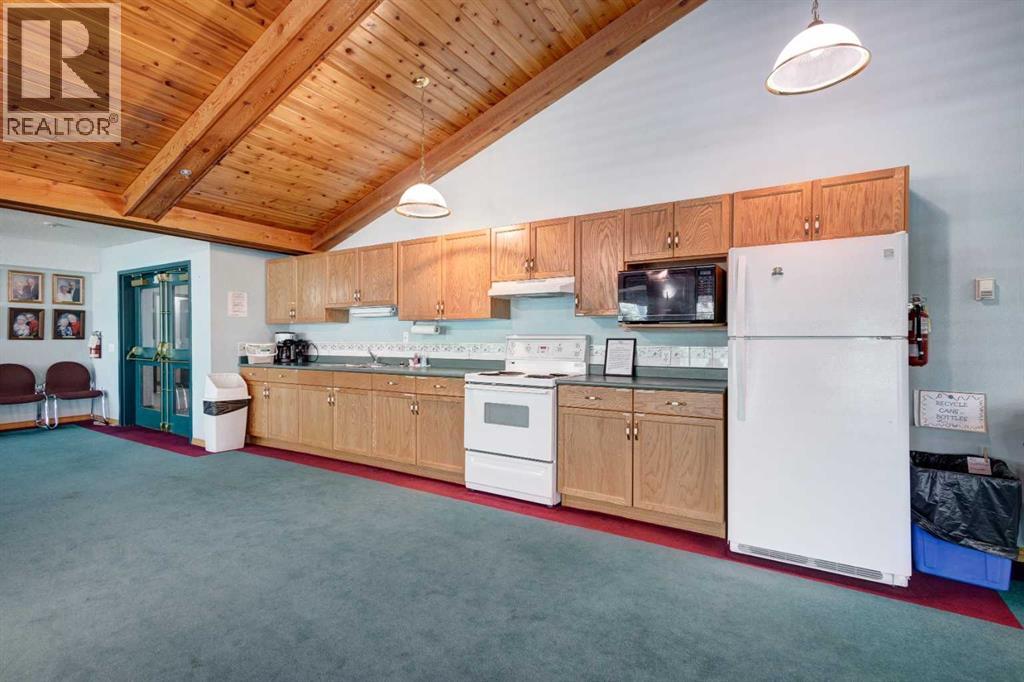 314, 7239 Sierra Morena Boulevard SW, Calgary, Alberta  T3H 3L7 - Photo 43 - A2299016