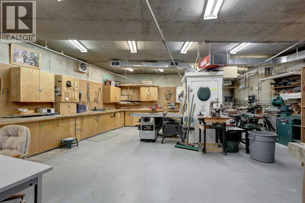 314, 7239 Sierra Morena Boulevard SW, Calgary, Alberta  T3H 3L7 - Photo 48 - A2299016