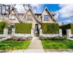 <div class="price">$1,599,000</div> 991 W 38th Avenue, Vancouver<br><div style="margin-bottom:8px;"><small>Oakwyn Realty Ltd.</small></div><div class='bed_bath'>3 Bed | 3 Bath</div>