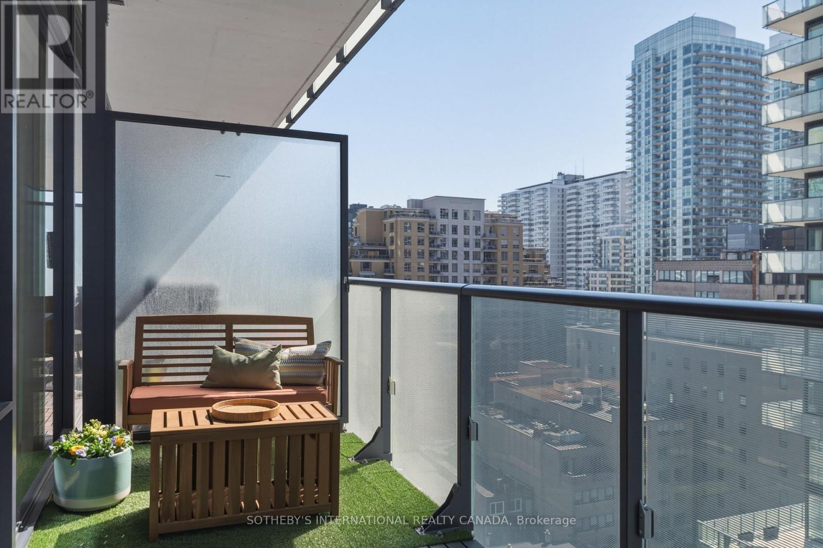 1101 - 185 Roehampton Avenue, Toronto, Ontario  M4C 0C6 - Photo 23 - C12979262