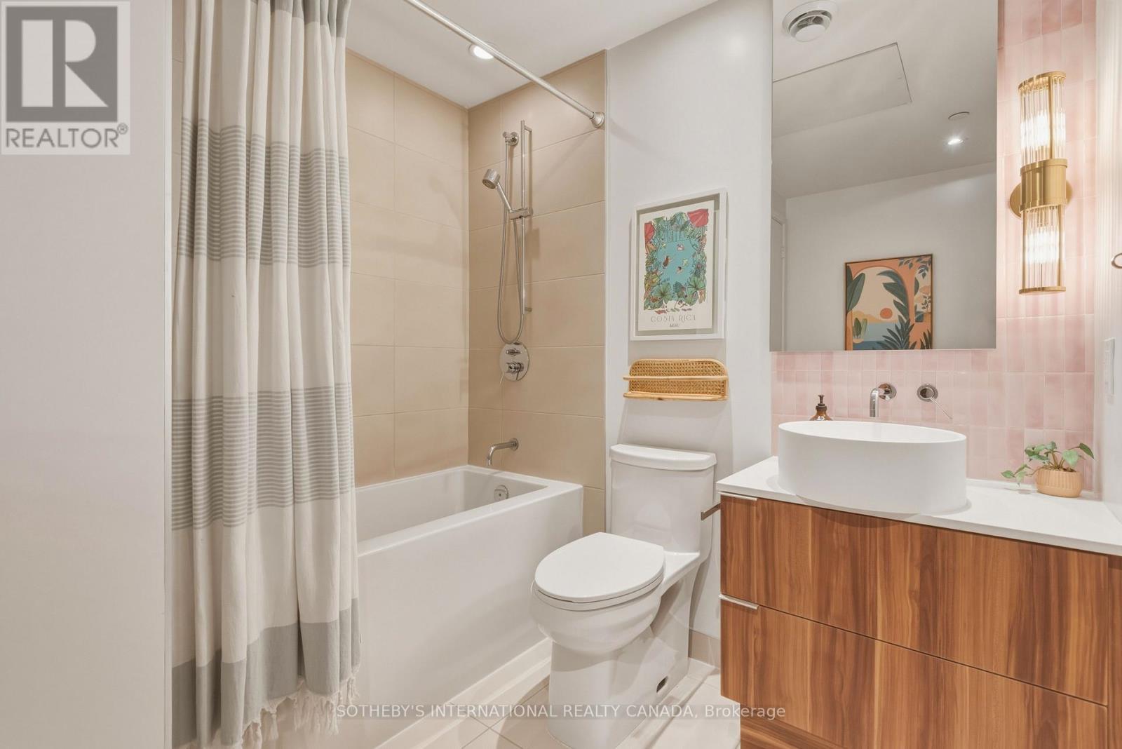 1101 - 185 Roehampton Avenue, Toronto, Ontario  M4C 0C6 - Photo 6 - C12979262