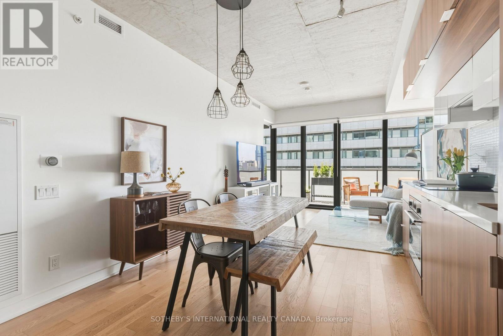 1101 - 185 Roehampton Avenue, Toronto, Ontario  M4C 0C6 - Photo 7 - C12979262