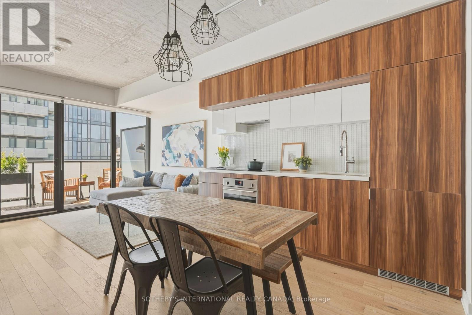 1101 - 185 Roehampton Avenue, Toronto, Ontario  M4C 0C6 - Photo 8 - C12979262