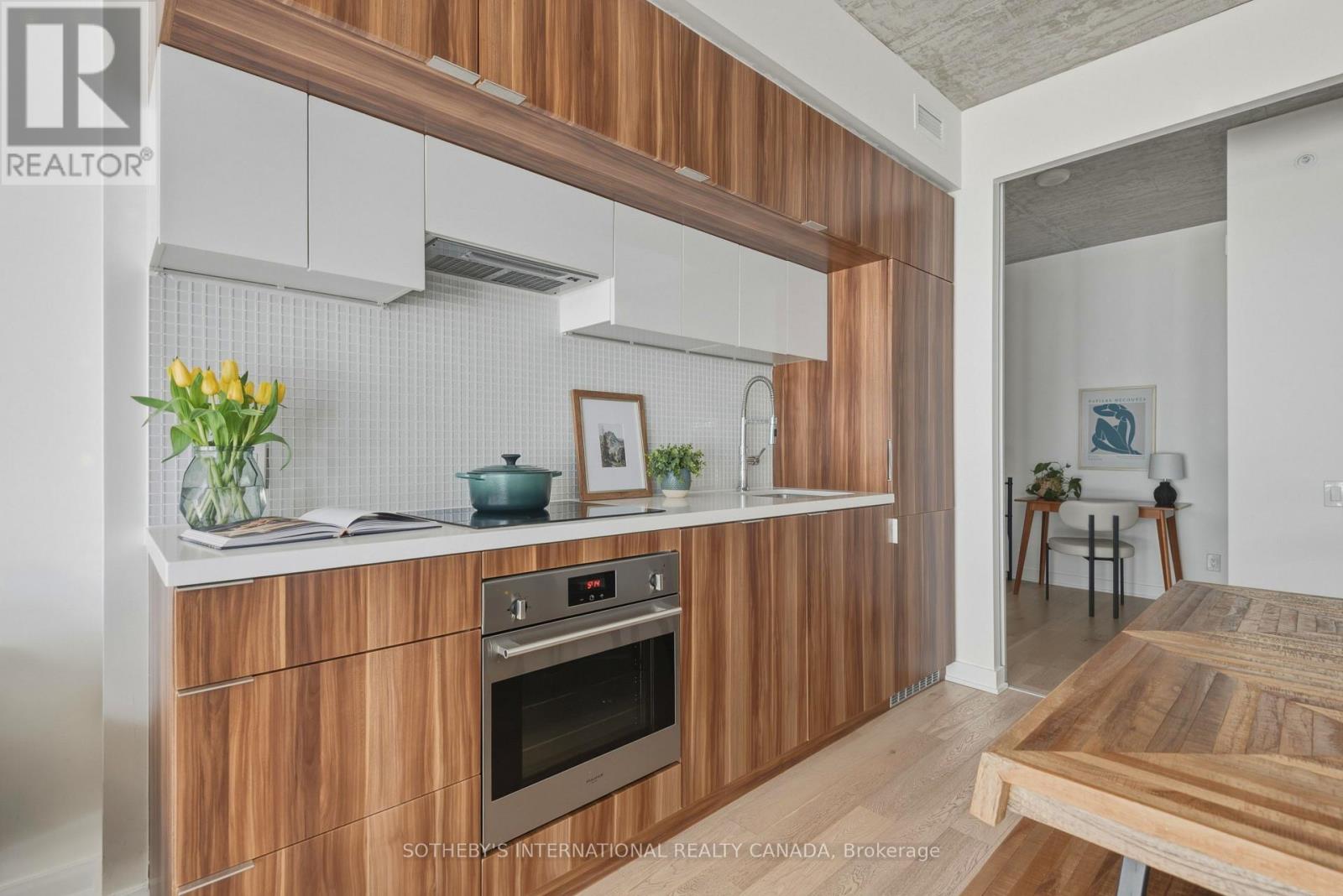 1101 - 185 Roehampton Avenue, Toronto, Ontario  M4C 0C6 - Photo 9 - C12979262