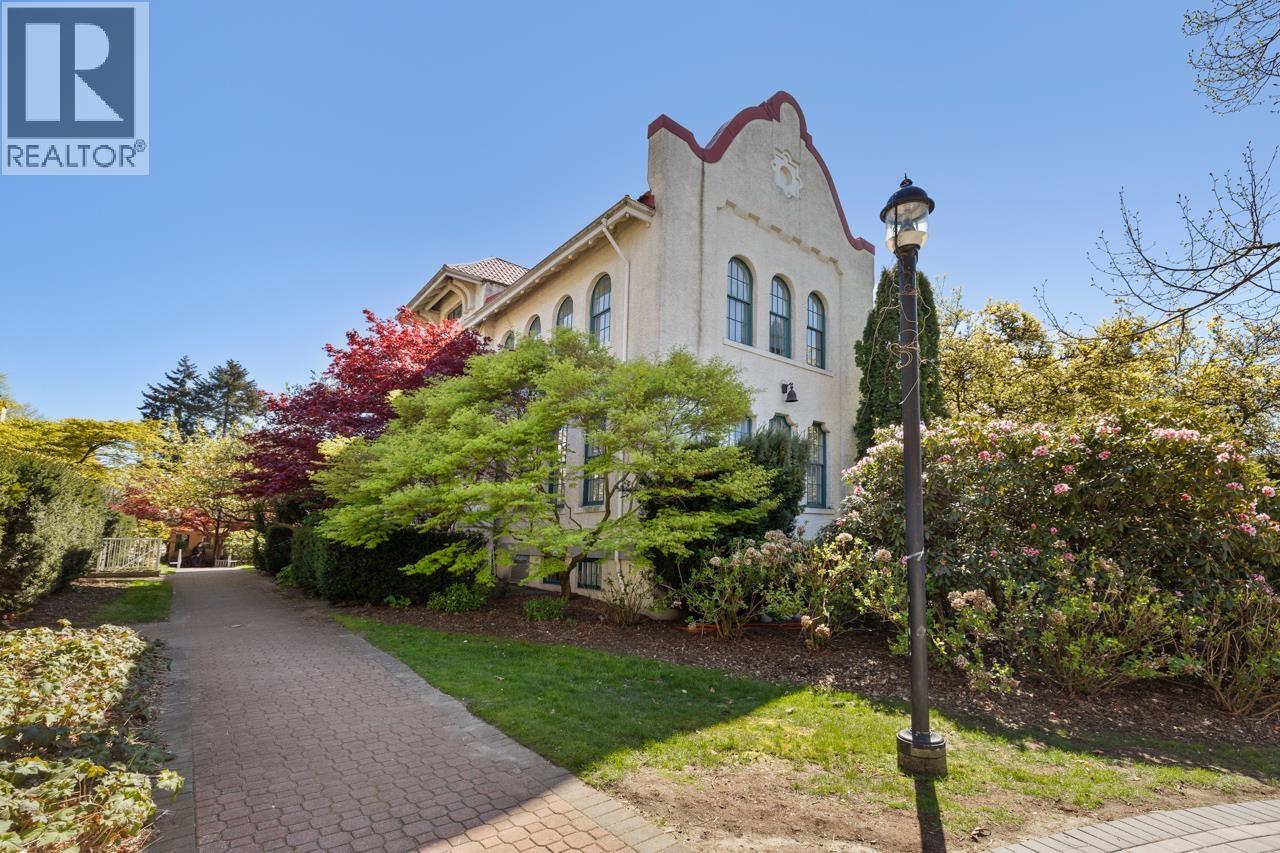 20 3428 Adanac Street, Vancouver, British Columbia  V5K 5H5 - Photo 2 - R3109632