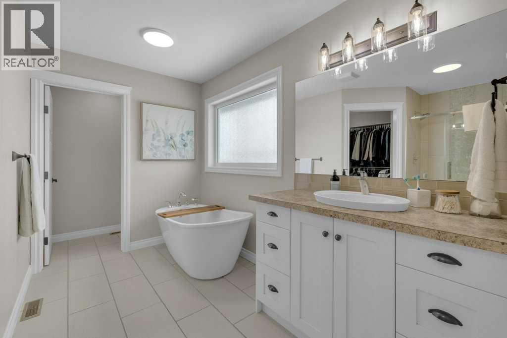 23 Bowman Circle, Sylvan Lake, Alberta  T4S 0H4 - Photo 24 - A2288939