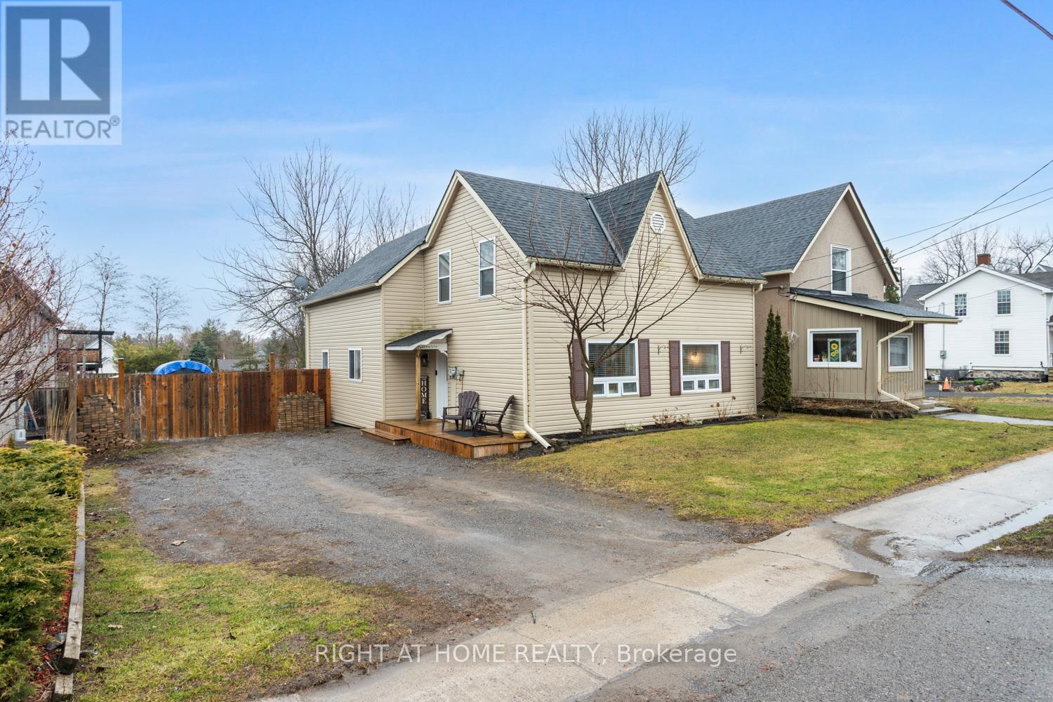 60 KING STREET E, cramahe (colborne), Ontario