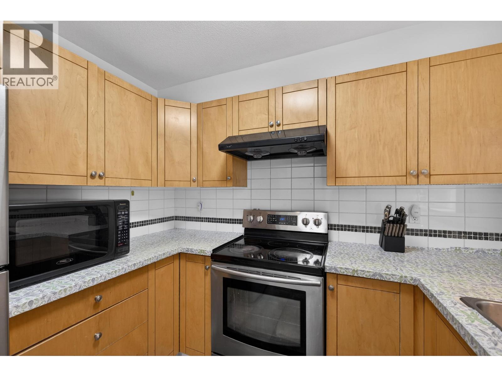 18 7128 Stride Avenue, Burnaby, British Columbia  V3N 1T5 - Photo 10 - R3109634