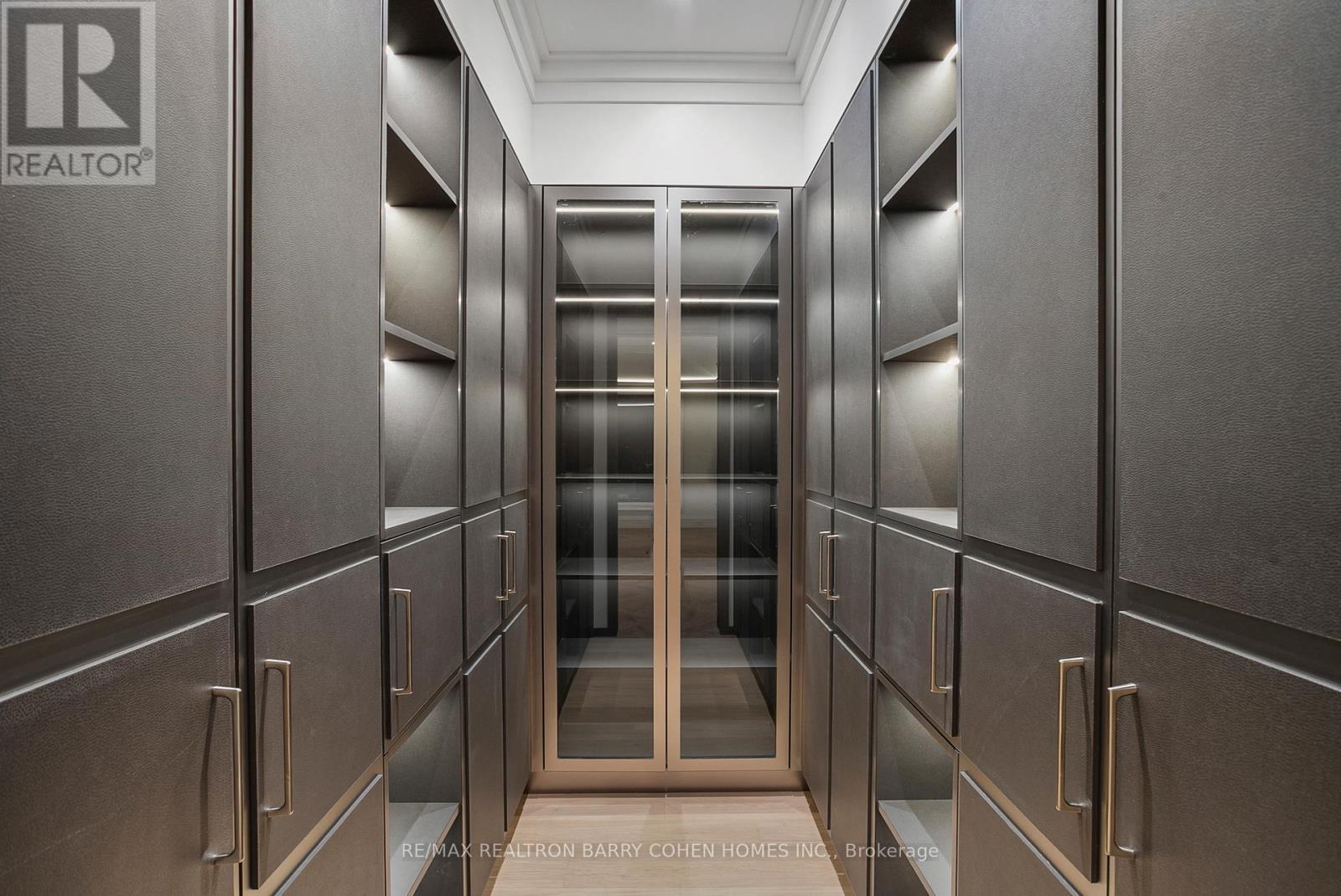 27 Penwood Crescent, Toronto, Ontario  M3B 3B1 - Photo 34 - C12980320