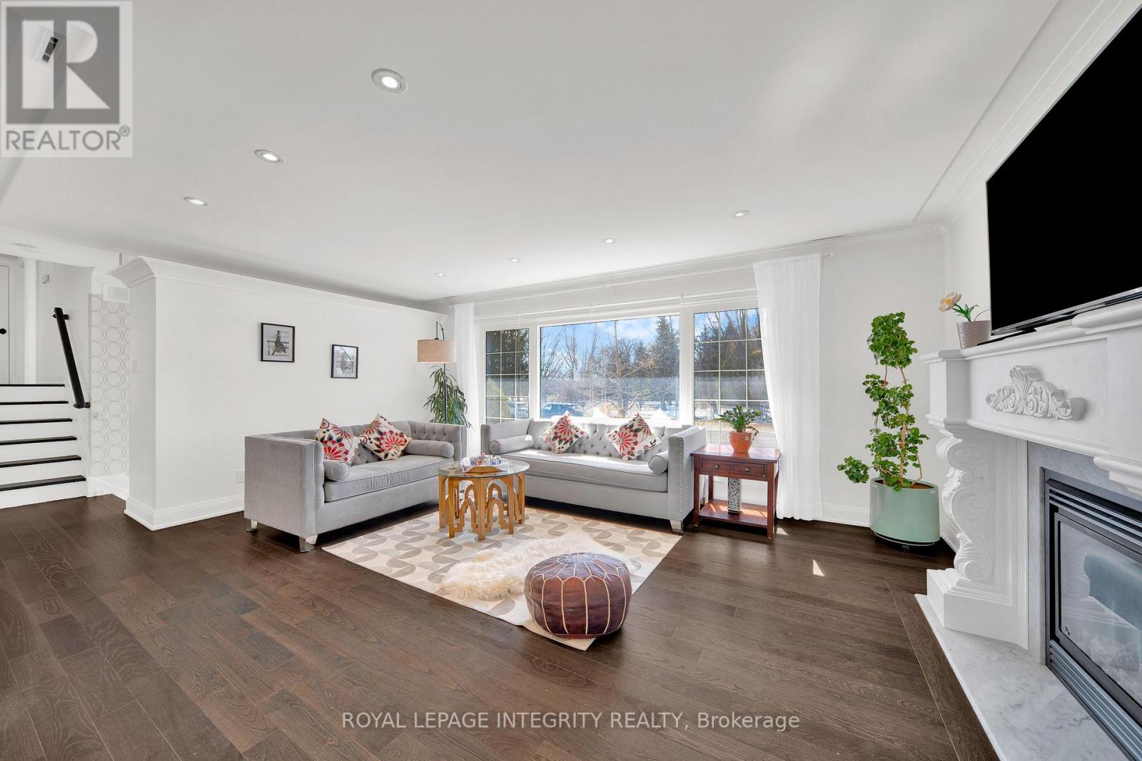 9 Bellfield Street, Ottawa, Ontario  K2B 6K6 - Photo 6 - X12980326