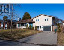 9 BELLFIELD STREET, Ottawa, Ontario