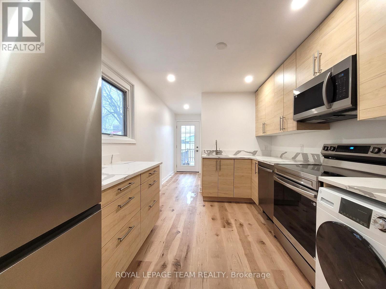 2 - 145 St Andrew Street, Ottawa, Ontario  K1N 5G3 - Photo 10 - X12980340