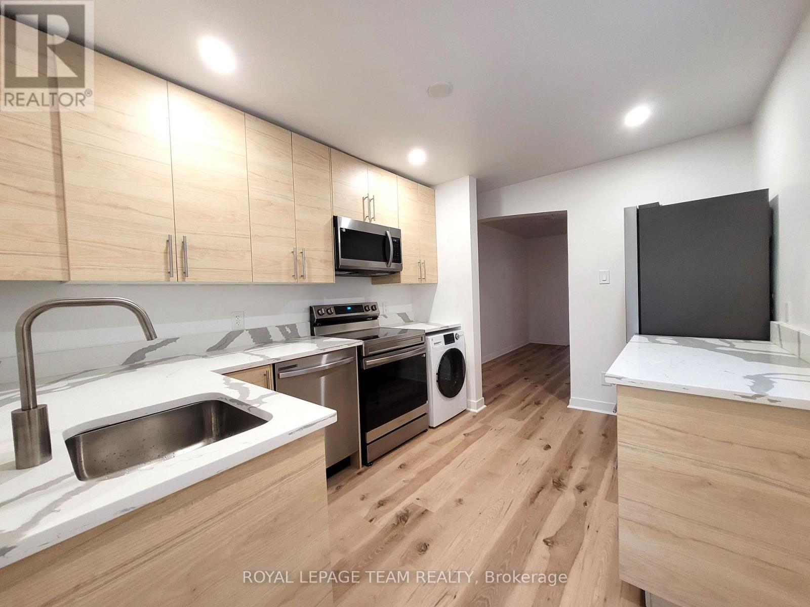 2 - 145 St Andrew Street, Ottawa, Ontario  K1N 5G3 - Photo 12 - X12980340