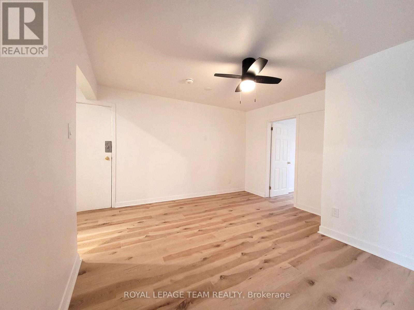 2 - 145 St Andrew Street, Ottawa, Ontario  K1N 5G3 - Photo 4 - X12980340