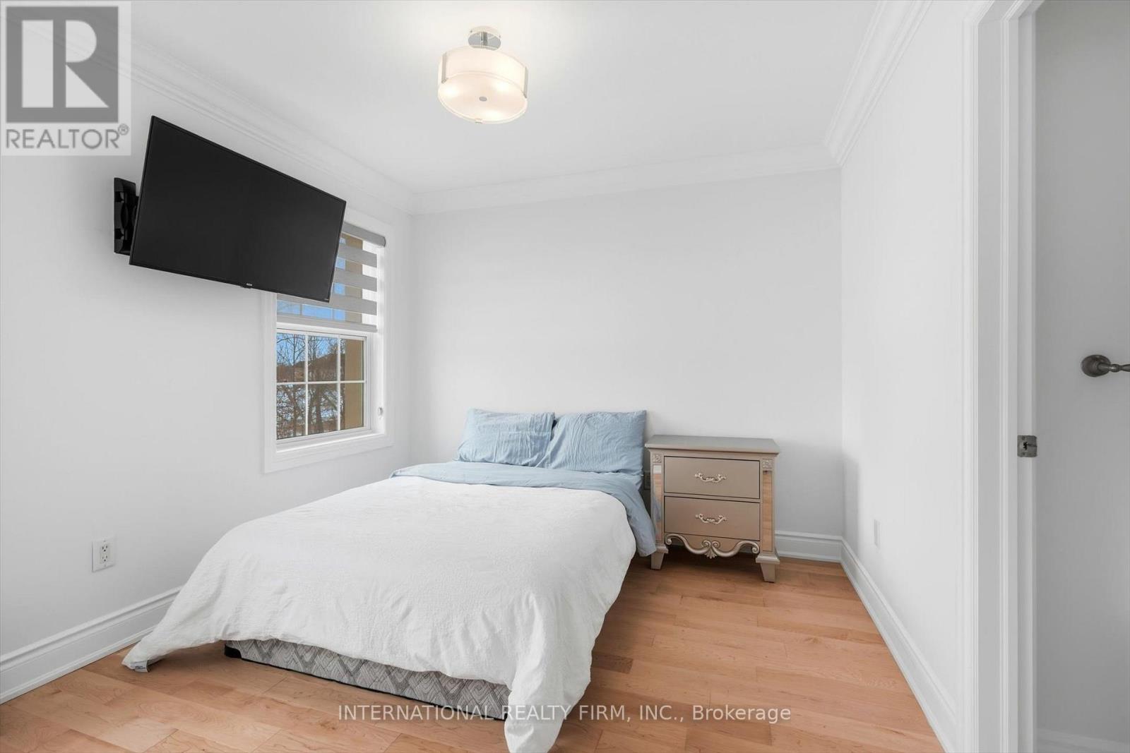 130 Andrews Drive, Bradford West Gwillimbury, Ontario  L0G 1A0 - Photo 22 - N12974940