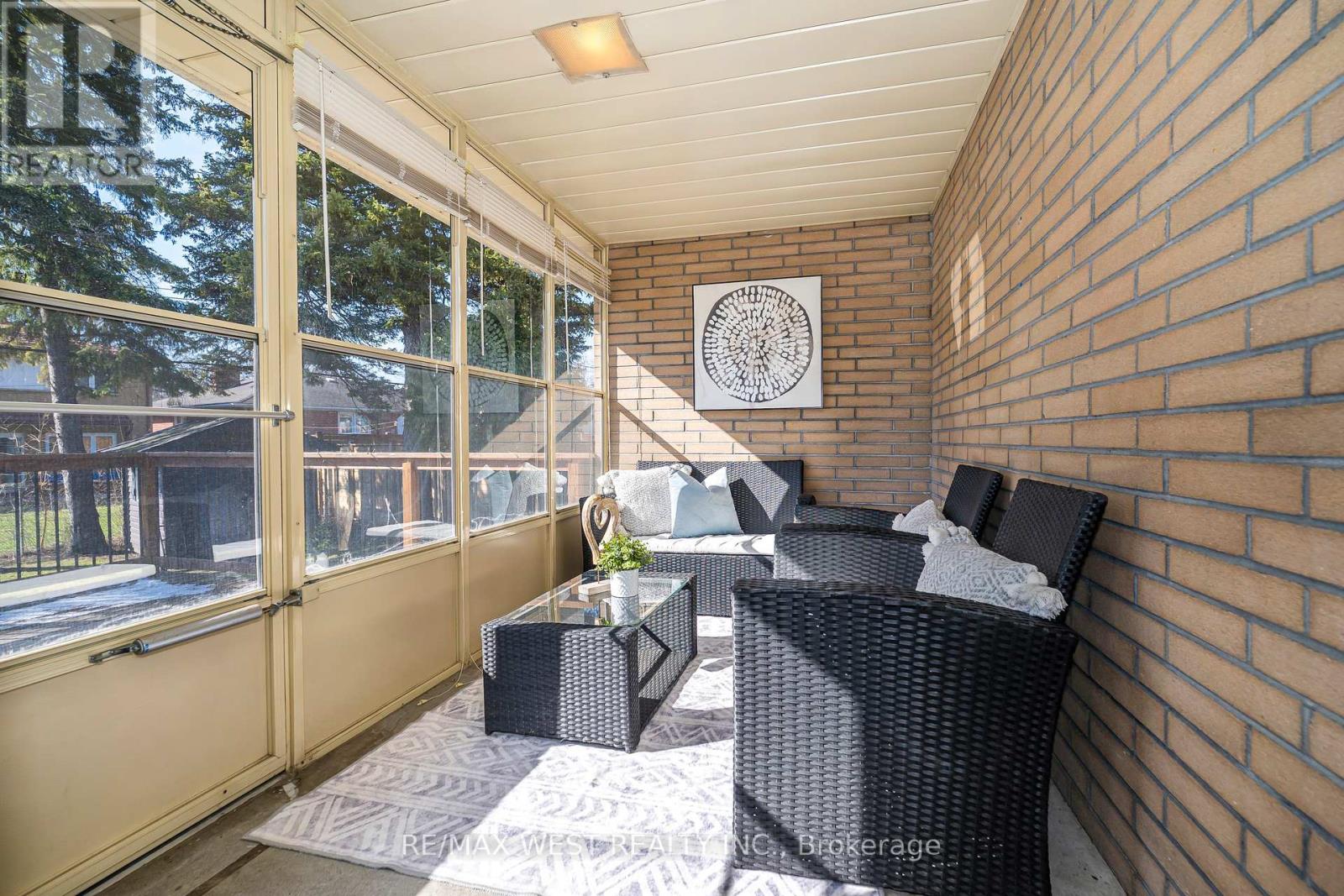 6 Prentice Court, Toronto, Ontario  M9P 1N2 - Photo 15 - W12974676