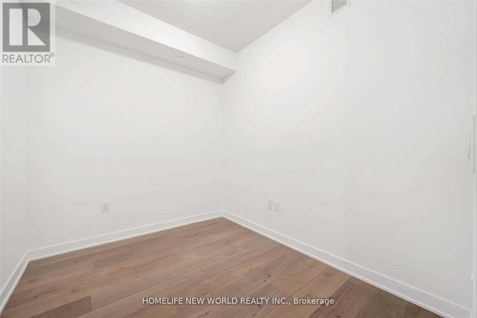 1511 - 10 Honeycrisp Crescent, Vaughan, Ontario  L4K 0M7 - Photo 7 - N12980350