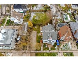 44 PARKSIDE DRIVE, Barrie, Ontario