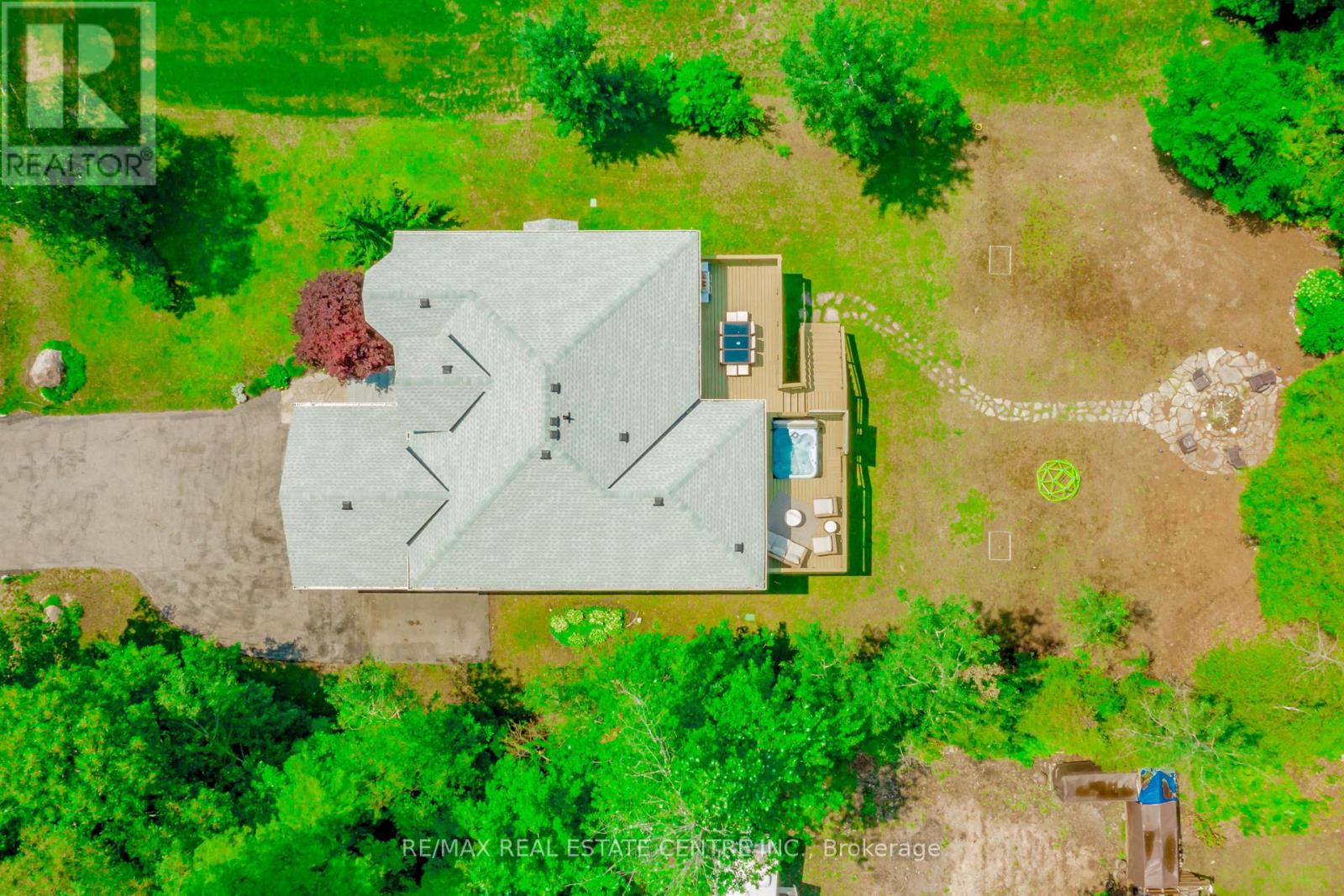 1102 Siesta Drive, Tiny, Ontario  L0L 1P1 - Photo 35 - S12980352