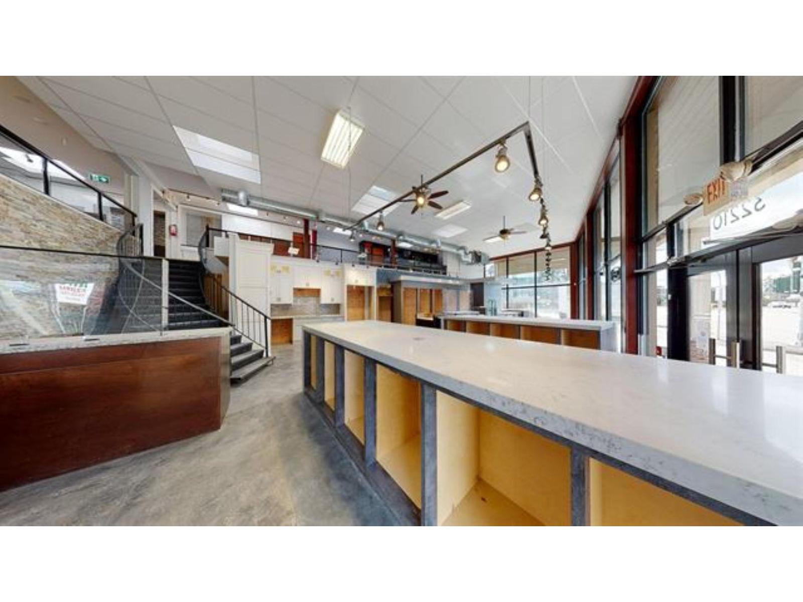 32210 South Fraser Way, Abbotsford, British Columbia  V2T 1W8 - Photo 10 - C8077718