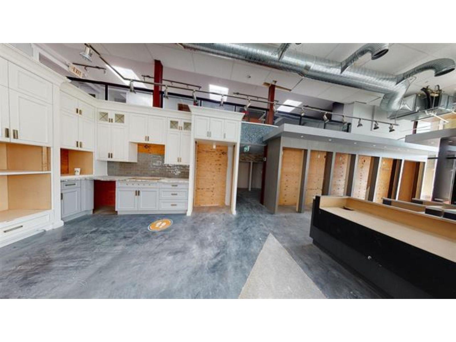 32210 South Fraser Way, Abbotsford, British Columbia  V2T 1W8 - Photo 6 - C8077718