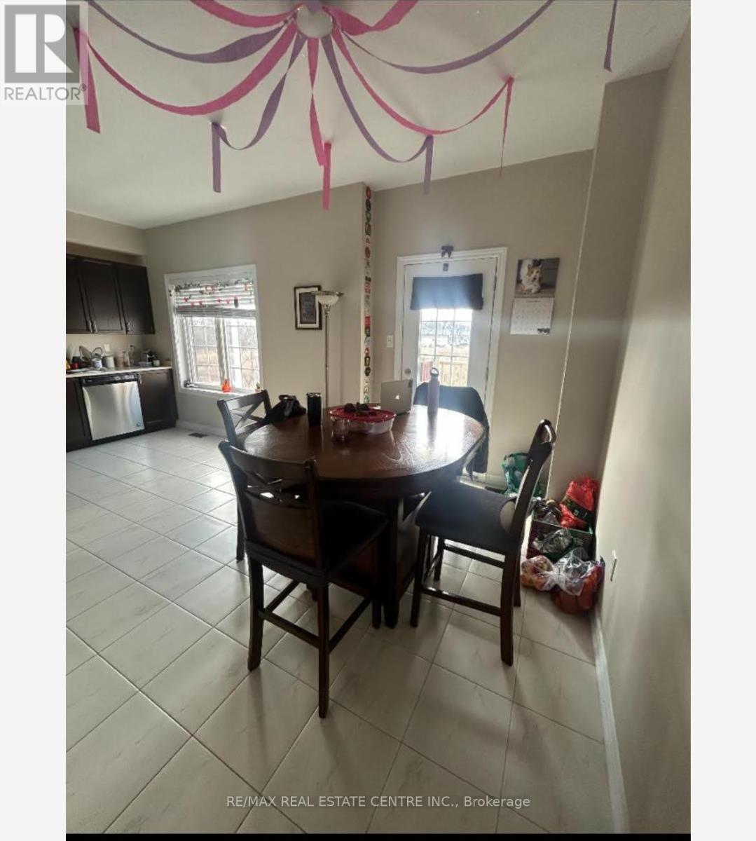 36 - 88 Decorso Drive, Guelph, Ontario  N1L 0A1 - Photo 2 - X12980336