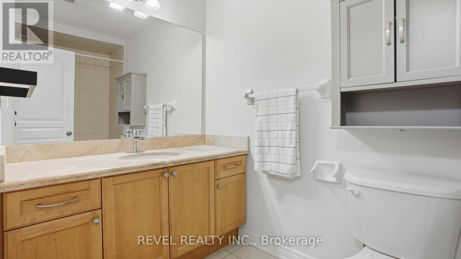 7 Forest Valley Crescent, Hamilton, Ontario  L8H 0A7 - Photo 23 - X12980344