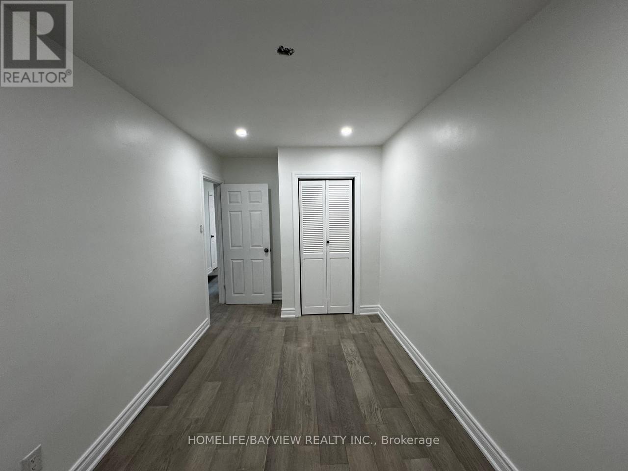 255 Penn Avenue, Newmarket, Ontario  L3Y 2S4 - Photo 13 - N12933422