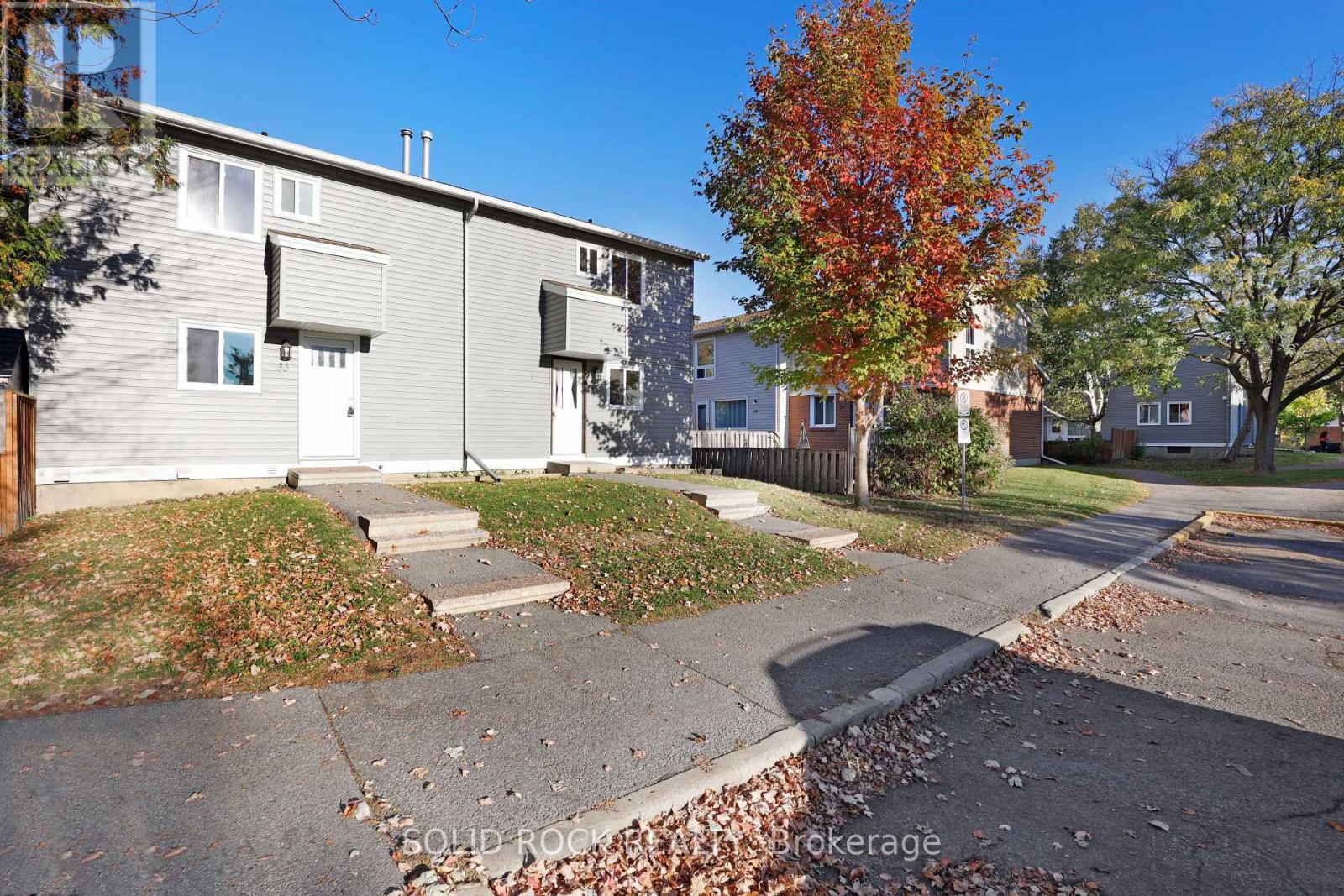 18 - 35 Thistledown Court, Ottawa, Ontario  K2J 1J4 - Photo 4 - X12803152