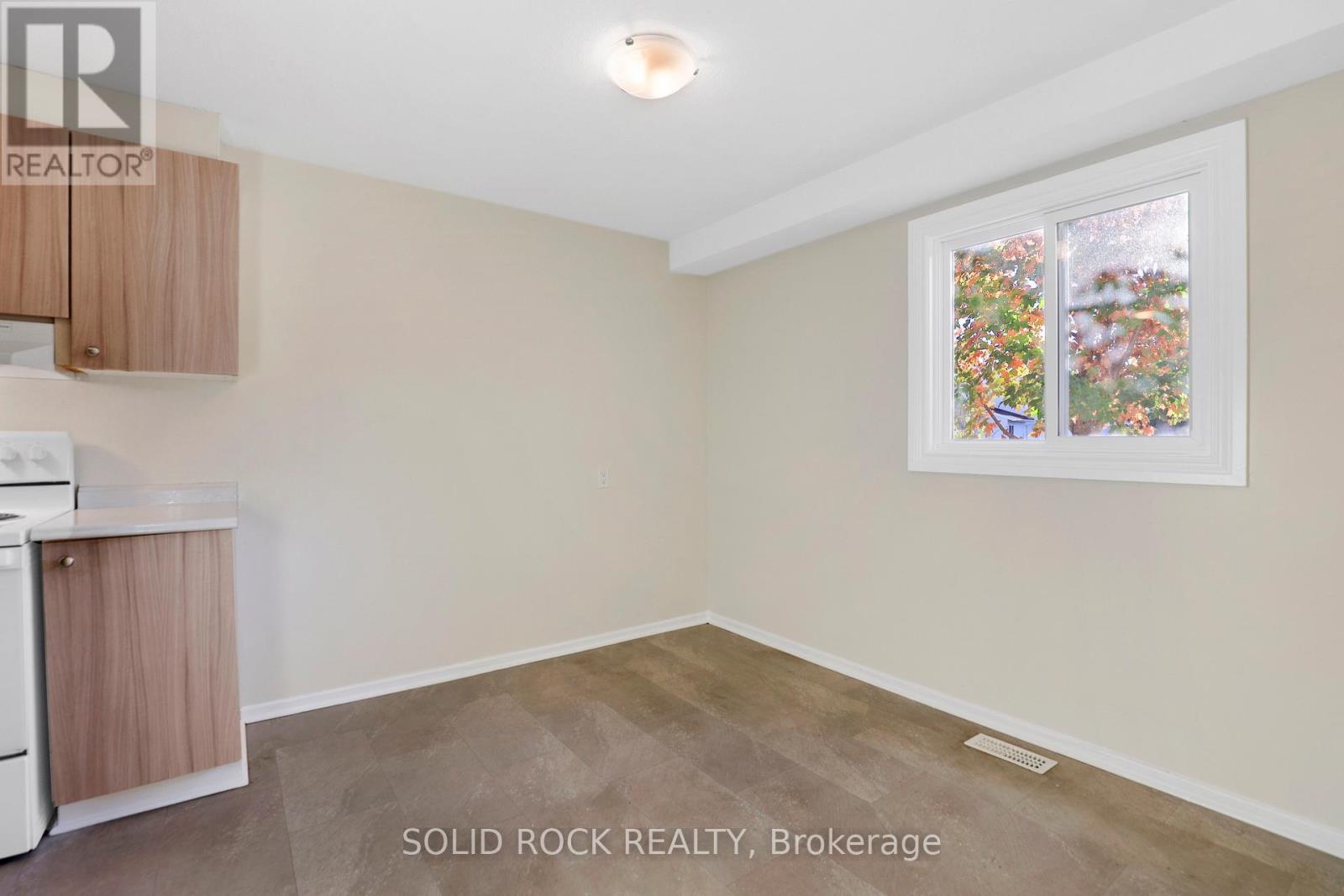 18 - 35 Thistledown Court, Ottawa, Ontario  K2J 1J4 - Photo 9 - X12803152