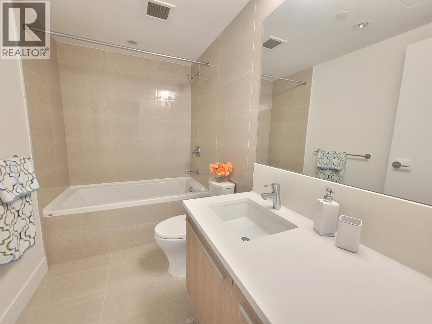 608 2785 Library Lane, North Vancouver, British Columbia  V7J 0C3 - Photo 9 - R3109136