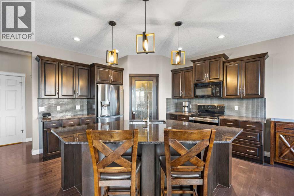 289 Jumping Pound Terrace, Cochrane, Alberta  T4C 1G3 - Photo 9 - A2283277