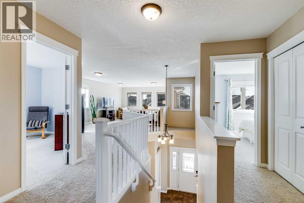 78 Evercreek Bluffs Road SW, Calgary, Alberta  T2Y 4P2 - Photo 17 - A2291591