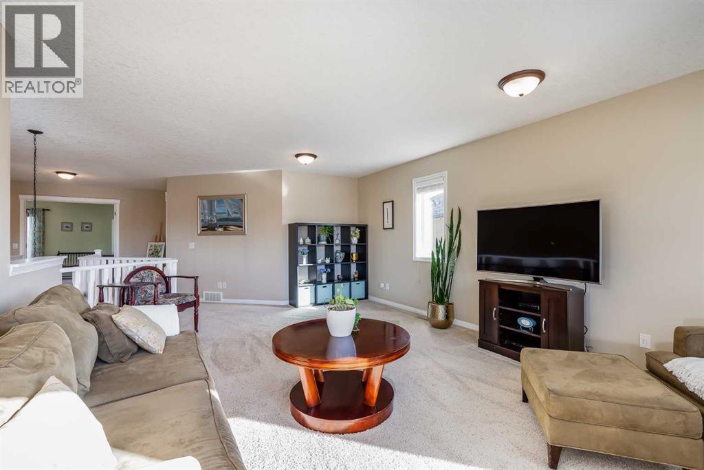 78 Evercreek Bluffs Road SW, Calgary, Alberta  T2Y 4P2 - Photo 20 - A2291591