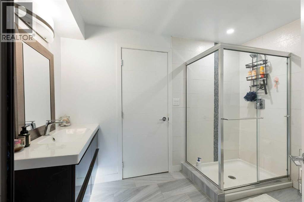 106 Shawnee Place SW, Calgary, Alberta  T2Y 1X1 - Photo 37 - A2296512