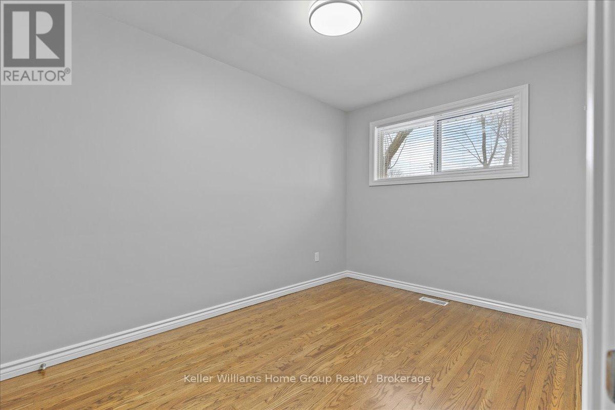 132 June Street, Hamilton, Ontario  L9A 2R9 - Photo 21 - X12909290