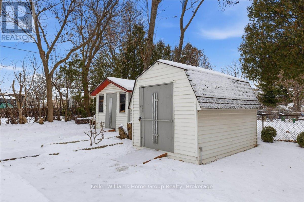 132 June Street, Hamilton, Ontario  L9A 2R9 - Photo 36 - X12909290