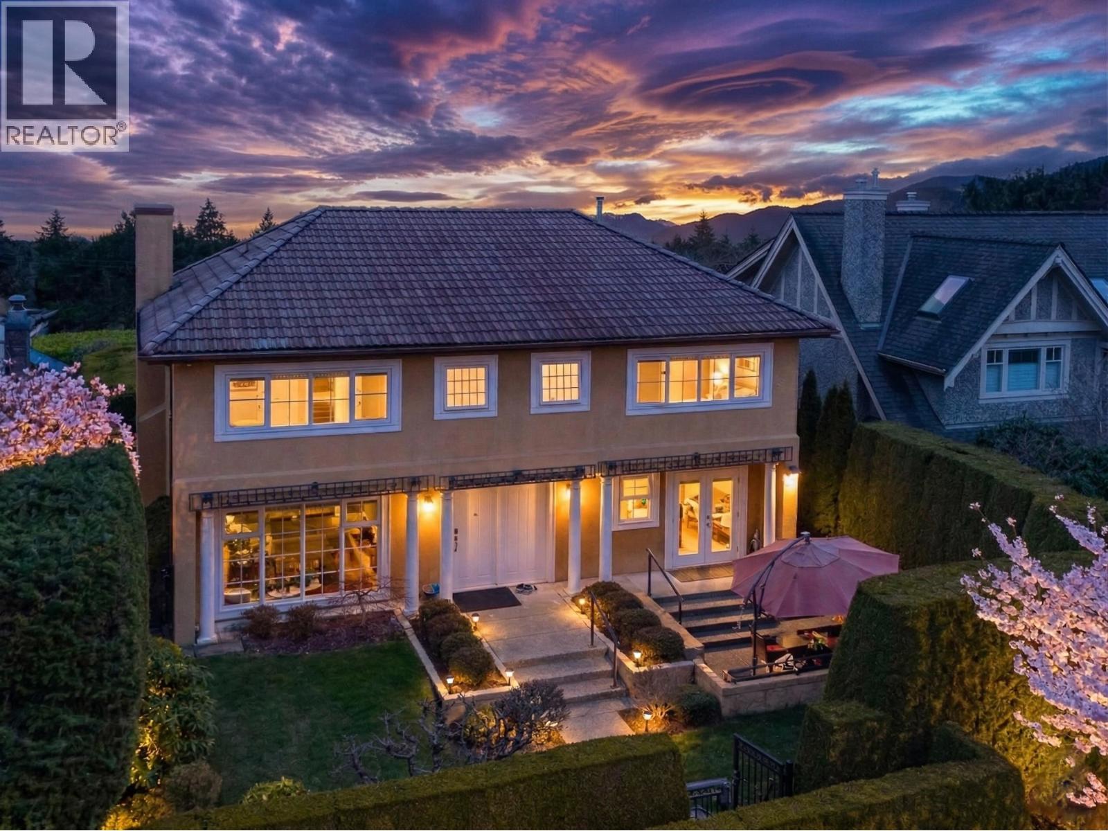 4049 W 27TH AVENUE, Vancouver, British Columbia