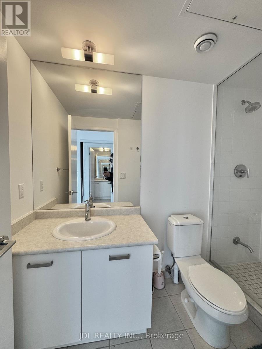 4608 - 832 Bay Street, Toronto (Bay Street Corridor), Ontario  M5S 1Z6 - Photo 10 - C12980384