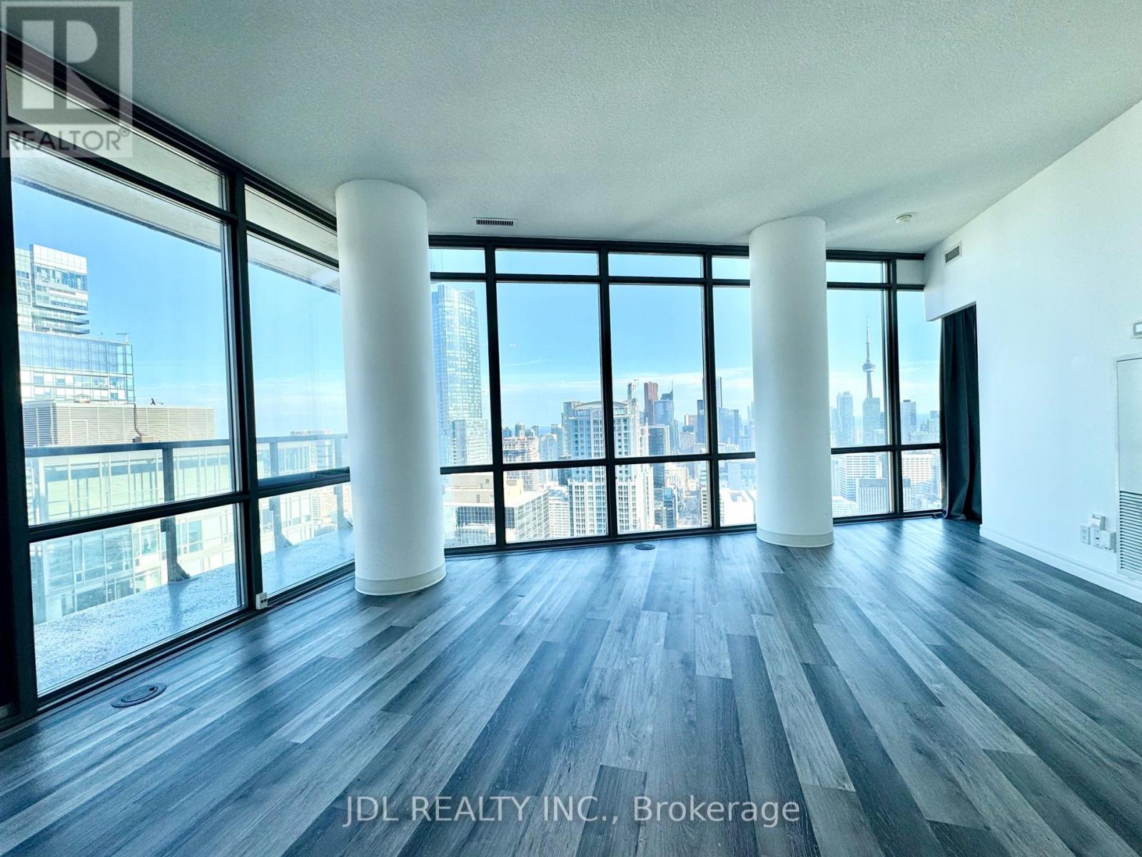 4608 - 832 Bay Street, Toronto (Bay Street Corridor), Ontario  M5S 1Z6 - Photo 6 - C12980384