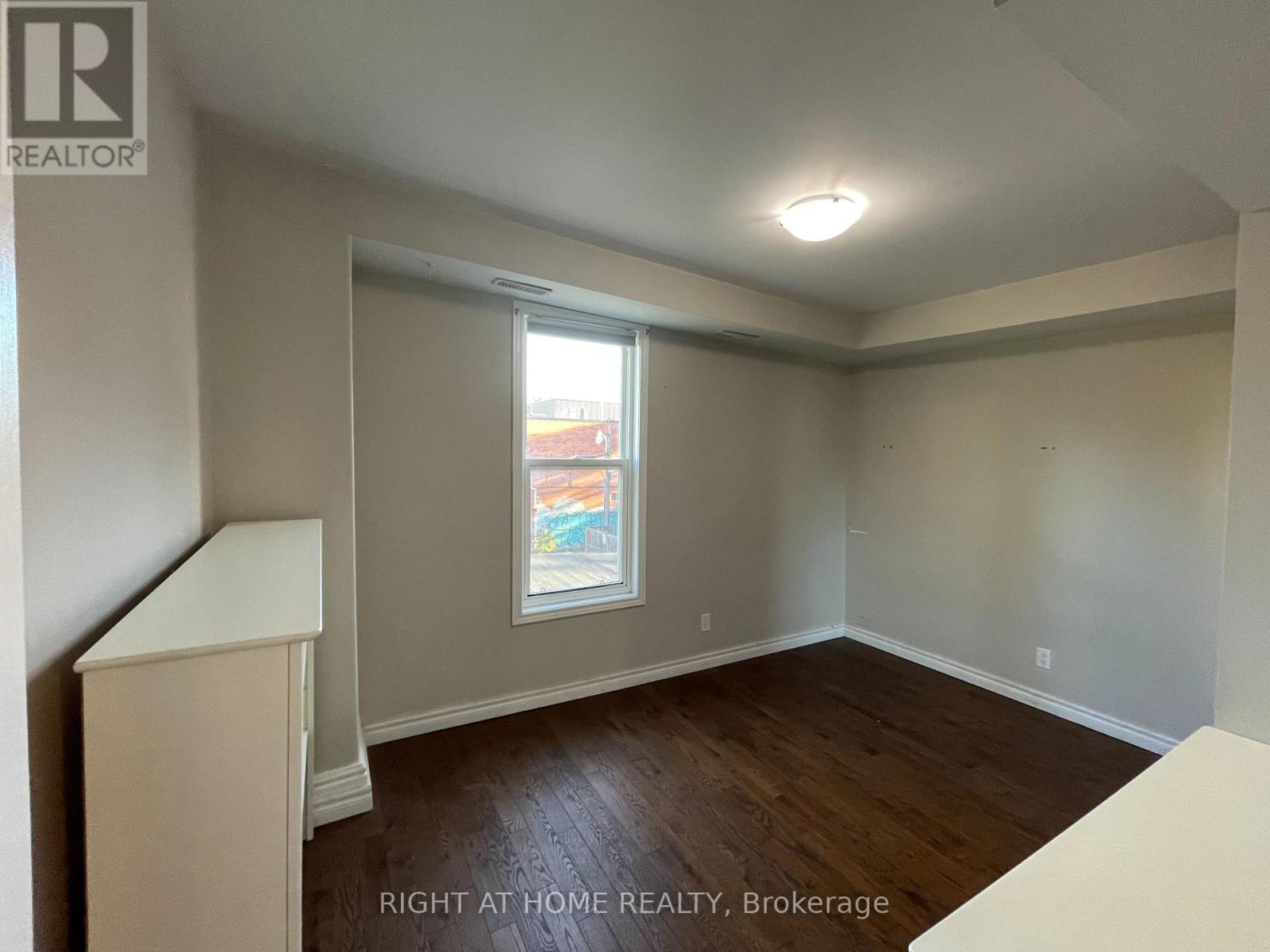 2 - 97 D'arcy Street, Toronto, Ontario  M5T 1J9 - Photo 10 - C12980400