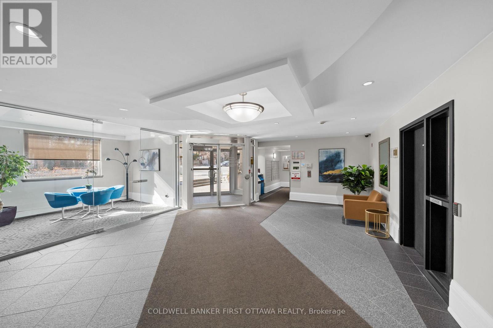 412 - 429 Somerset Street W, Ottawa, Ontario  K2P 2P5 - Photo 3 - X12980378