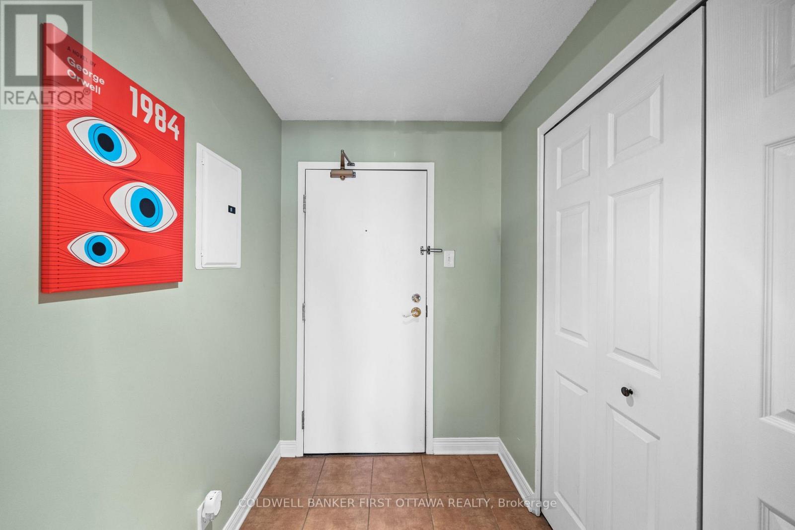 412 - 429 Somerset Street W, Ottawa, Ontario  K2P 2P5 - Photo 6 - X12980378