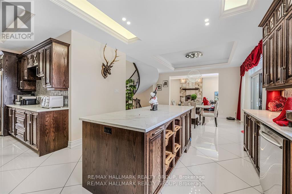 699 Ballycastle Crescent, Ottawa, Ontario  K1X 0A4 - Photo 12 - X12980382