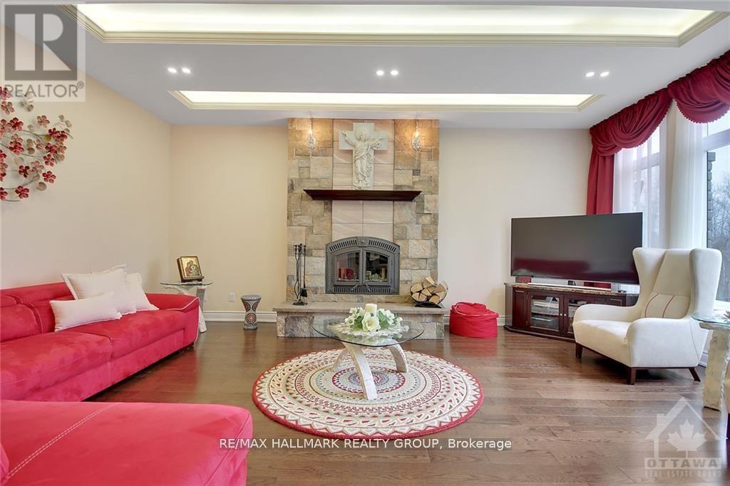 699 Ballycastle Crescent, Ottawa, Ontario  K1X 0A4 - Photo 16 - X12980382