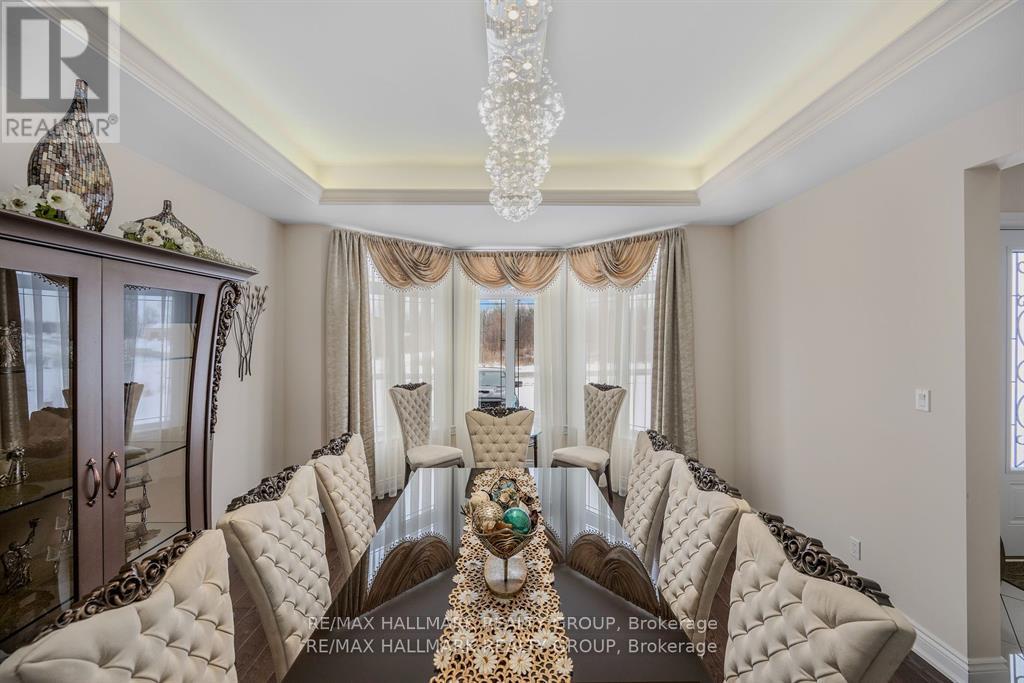 699 Ballycastle Crescent, Ottawa, Ontario  K1X 0A4 - Photo 18 - X12980382